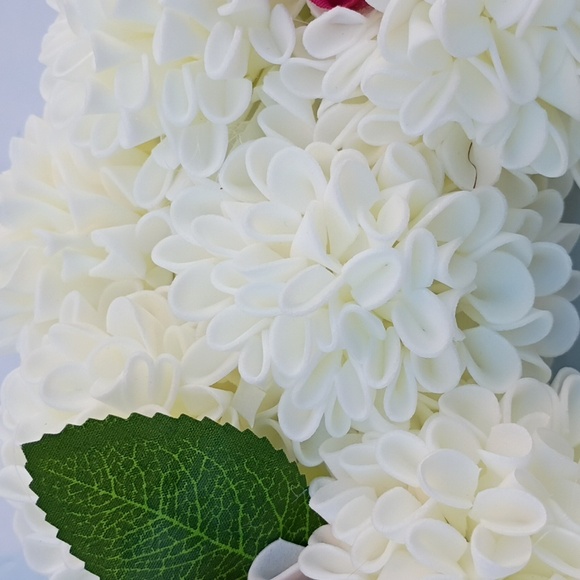 Simply Elegant White Floral Wreath with Rosetts Pink Pot A Dot Bow Handcrafted - Picture 6 of 9